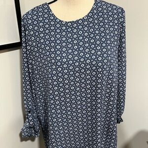 The Limited Blue and White Geometric Top